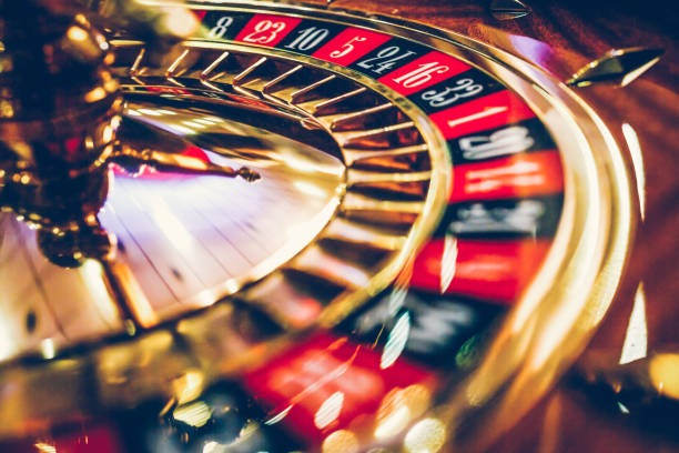 mainzeus platform interface showing live casino tables and sportsbook odds